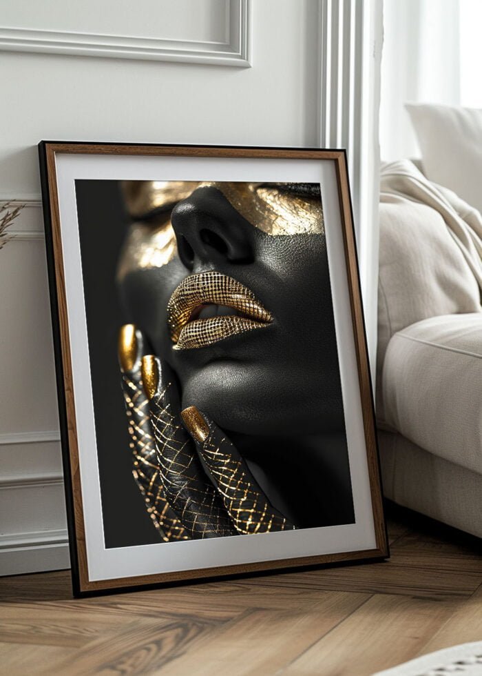 schwarz gold maske poster